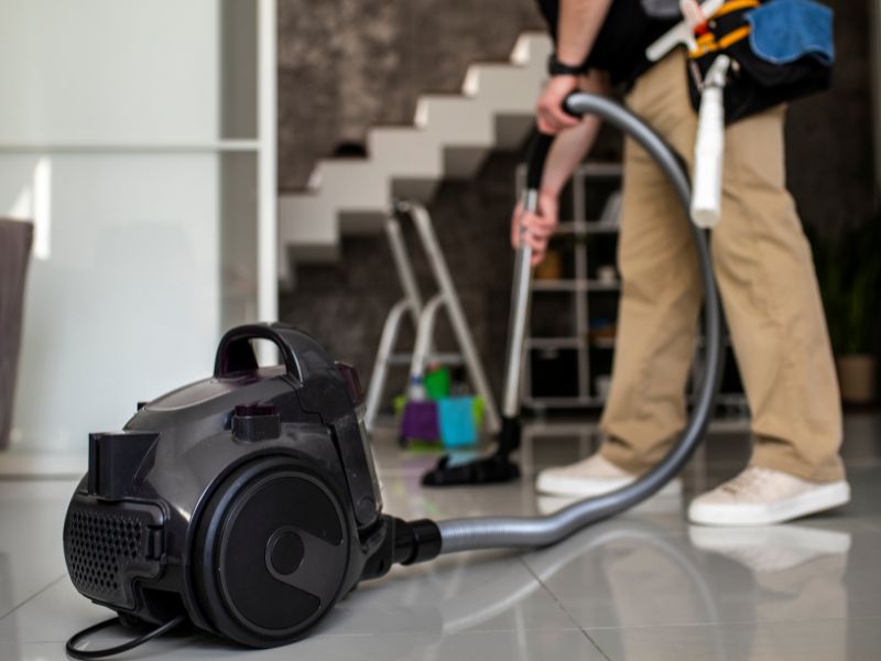 how commercial vacuum systems improve workplace hygiene